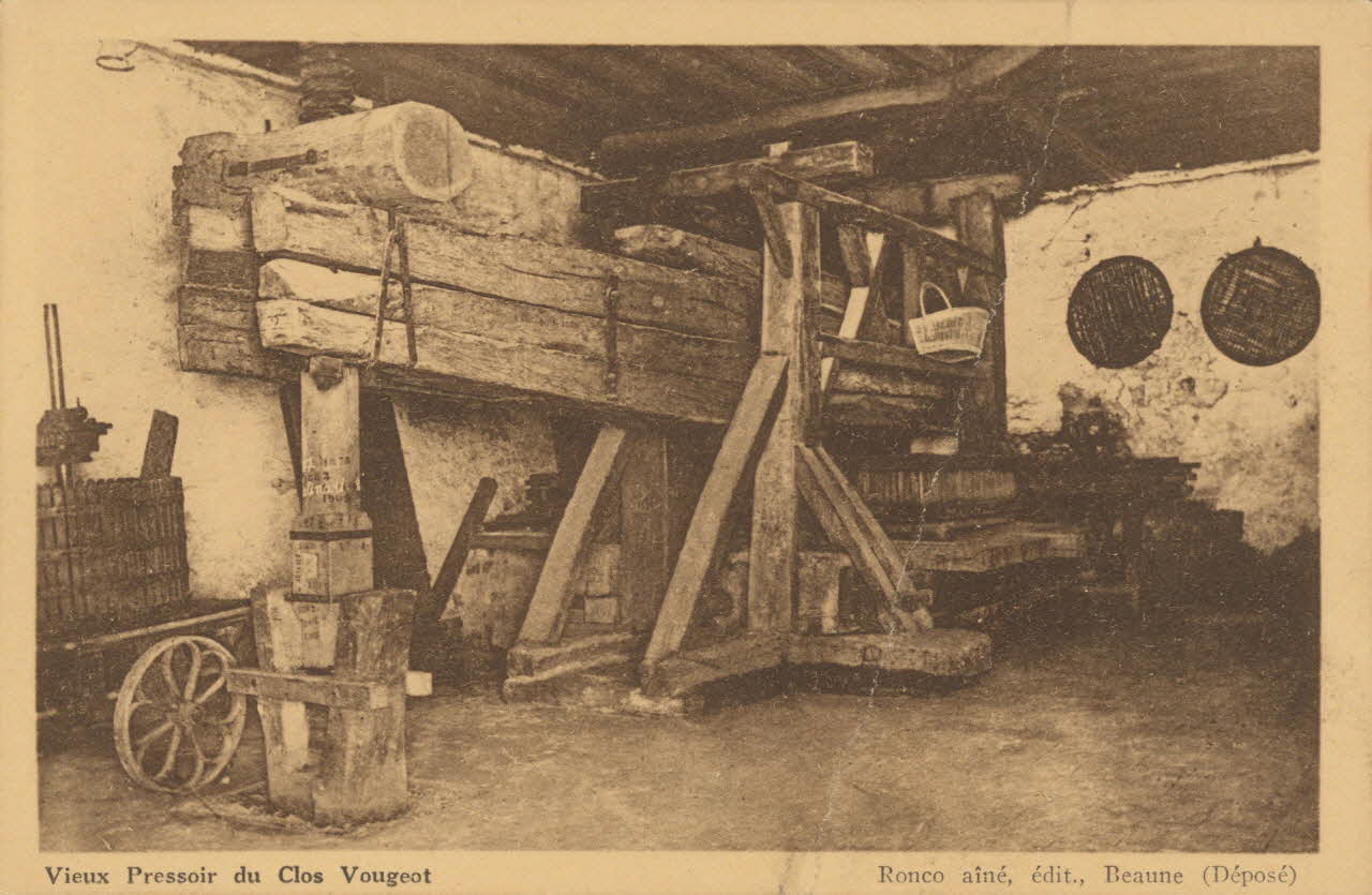 carte postale VIEUX PRESSOIR DU CLOS VOUGEOT Côte-d'Or 1946 013162 Photo