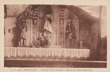 carte postale INTERIEUR DE LA CHAPELLE-DETAILS AUTEL SAINT-YVES Côtes-d'Armor 1921-1950 013662 Photo