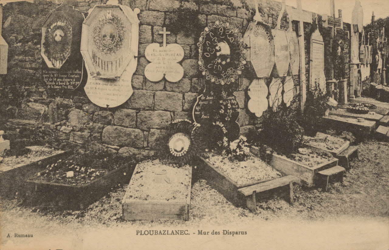 carte postale MUR DES DISPARUS Côtes-d'Armor 1903-1920 013734 Photo