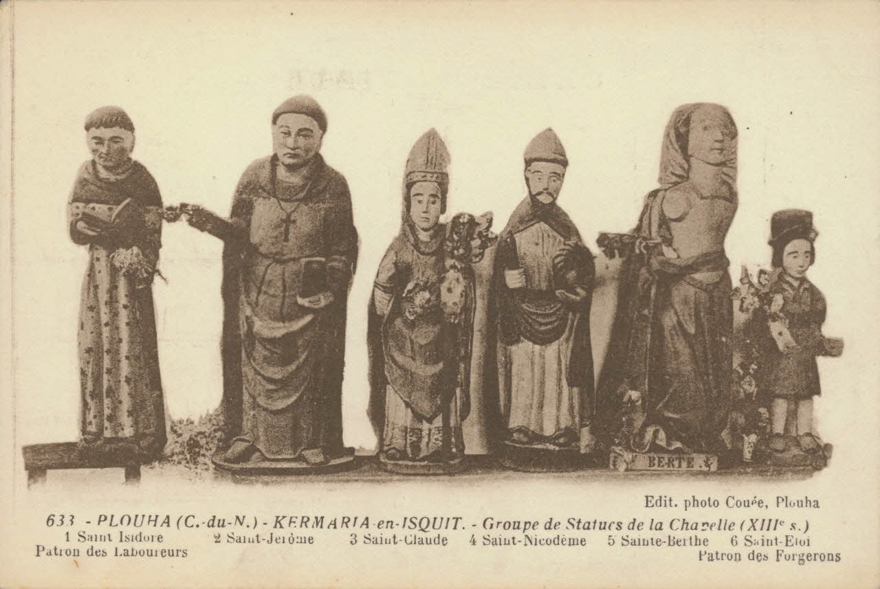 carte postale GROUPE DE STATUES DE LA CHAPELLE (XIIIe S) Côtes-d'Armor 1903-1920 013750 Photo