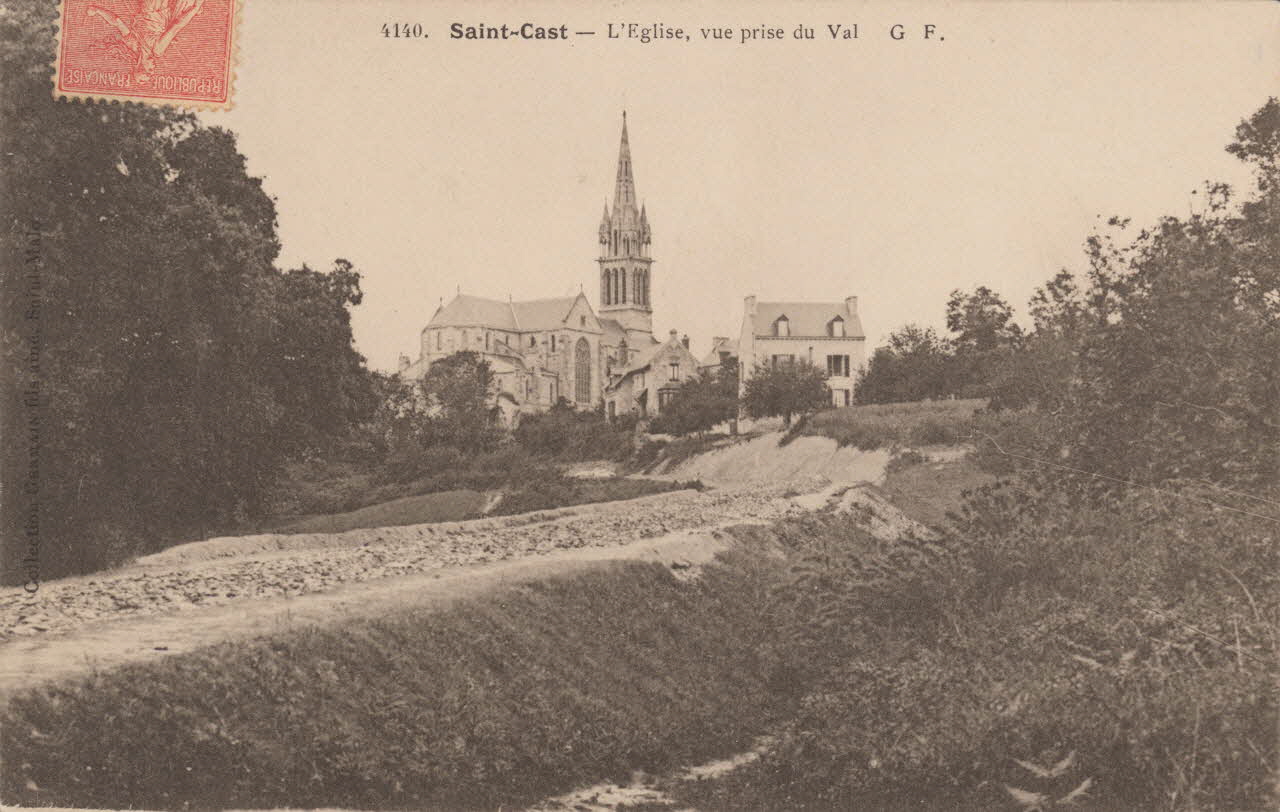 carte postale L'EGLISE, VUE PRISE DU VAL Côtes-d'Armor 1906 013780 Photo