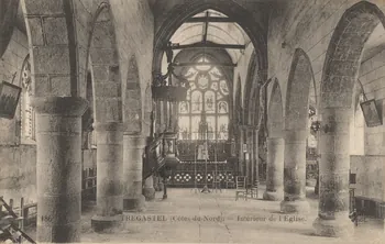 carte postale INTERIEUR DE L'EGLISE Côtes-d'Armor 1903-1920 013806 Photo
