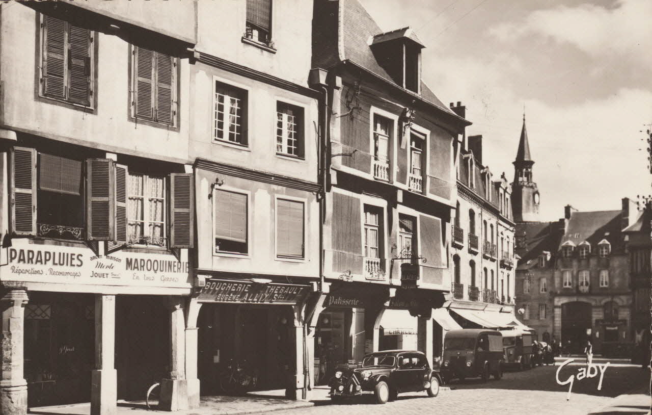 carte postale PLACE DES CORDELIERS Côtes-d'Armor 1950 013918 Photo
