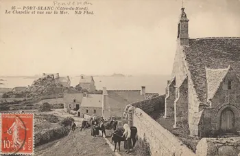 carte postale CHAPELLE ET VUE SUR LA MER Côtes-d'Armor 1913 013980 Photo
