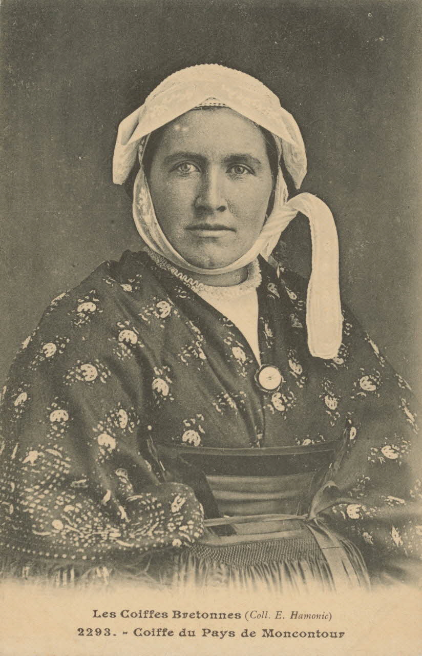 carte postale COIFFE DU PAYS DE MONCONTOUR Côtes-d'Armor 1903-1950 014108 Photo