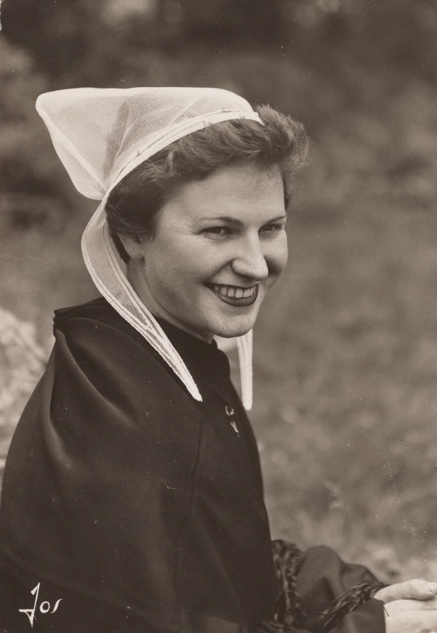 carte postale SOURIRE DE BRETAGNE Côtes-d'Armor 1950 014118 Photo