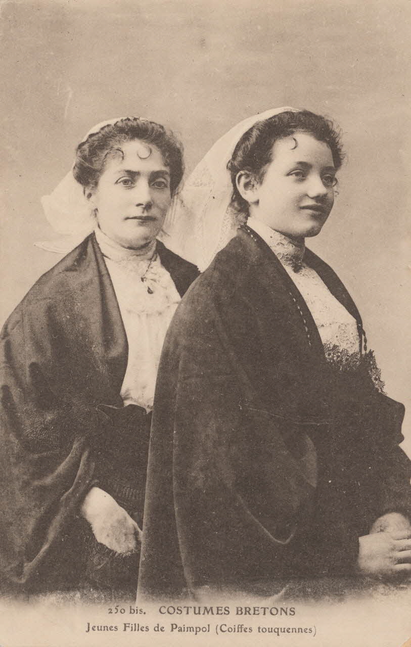 carte postale JEUNES FILLES DE PAIMPOL Côtes-d'Armor 1912 014119 Photo