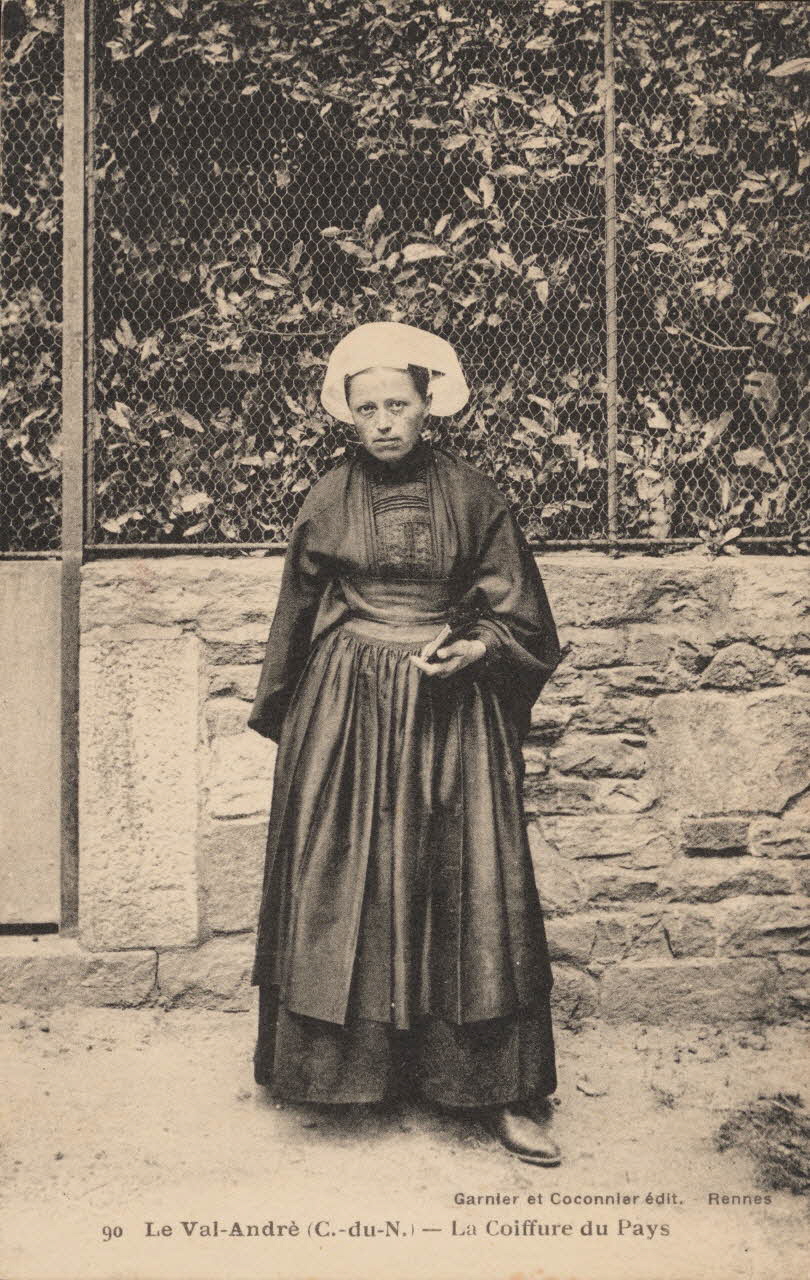 carte postale LA COIFFURE DU PAYS Côtes-d'Armor 1921-1950 014151 Photo