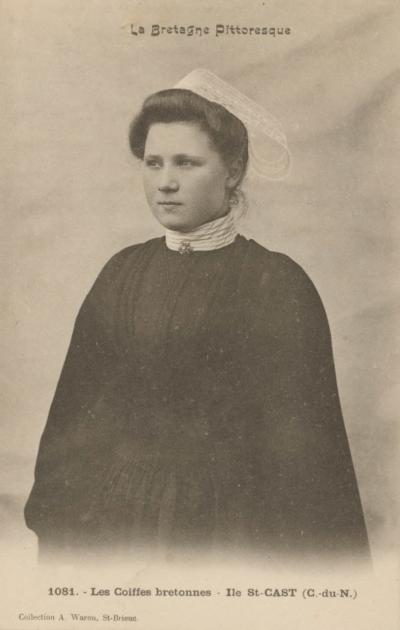 carte postale LES COIFFES BRETONNES-ILE-SAINT-CAST Côtes-d'Armor 1903 014192 Photo