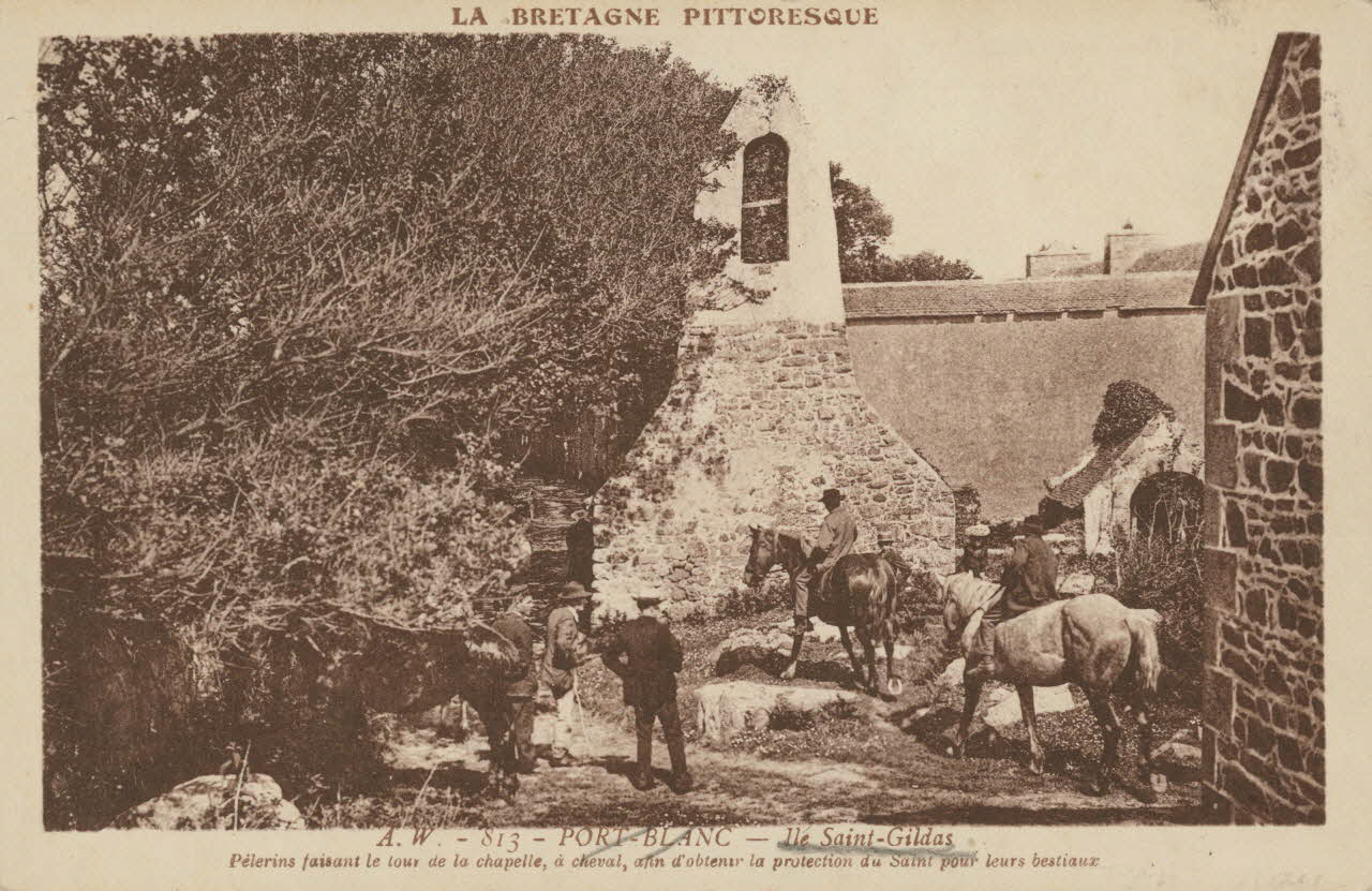 carte postale PELERINS FAISANT TOUR DE CHAPELLE Côtes-d'Armor 1903-1920 014238 Photo