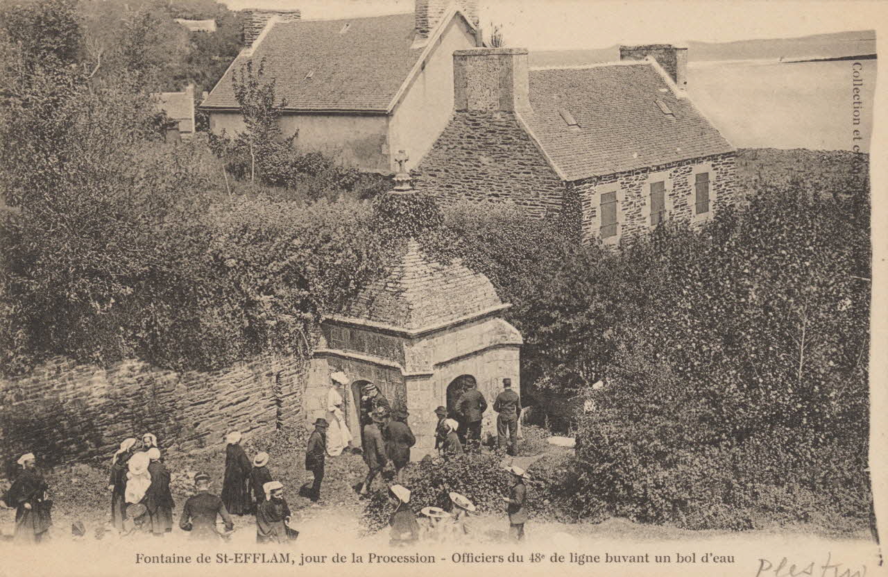 carte postale OFFICIERS BUVANT UN BOL D'EAU Côtes-d'Armor 1903-1920 014277 Photo