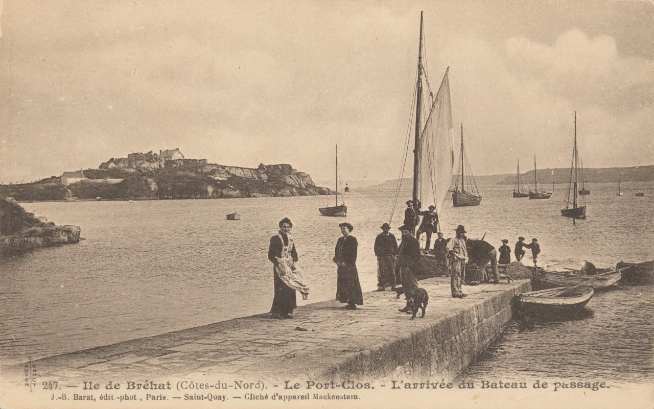 carte postale PORT-CLOS, ARRIVEE DU BATEAU Côtes-d'Armor 1903 014778 Photo