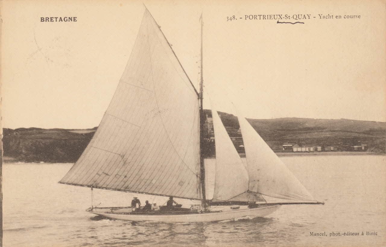 carte postale YACHT EN COURSE Côtes-d'Armor 1904 014825 Photo