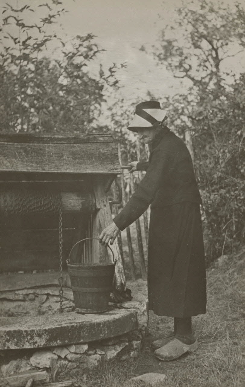 carte postale COSTUMES DE LA CREUSE 1950 015007 Photo