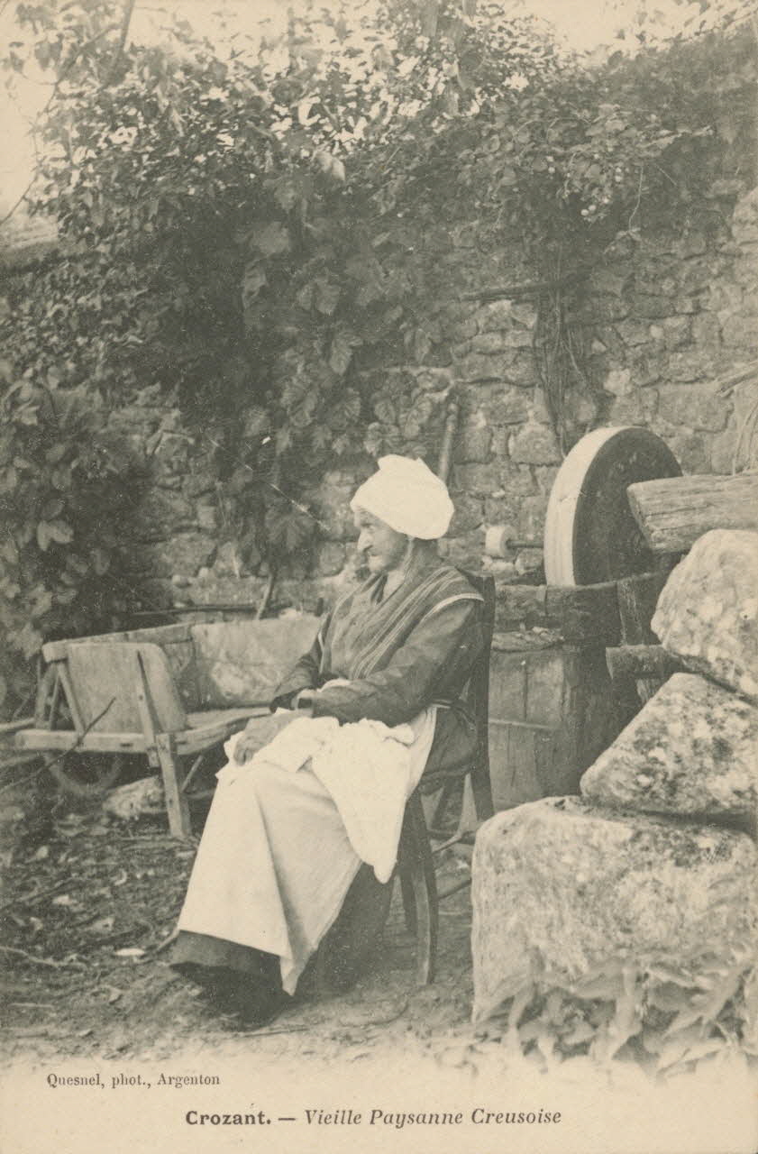 carte postale VIEILLE PAYSANNE CREUSOISE Creuse 1903-1950 015059 Photo