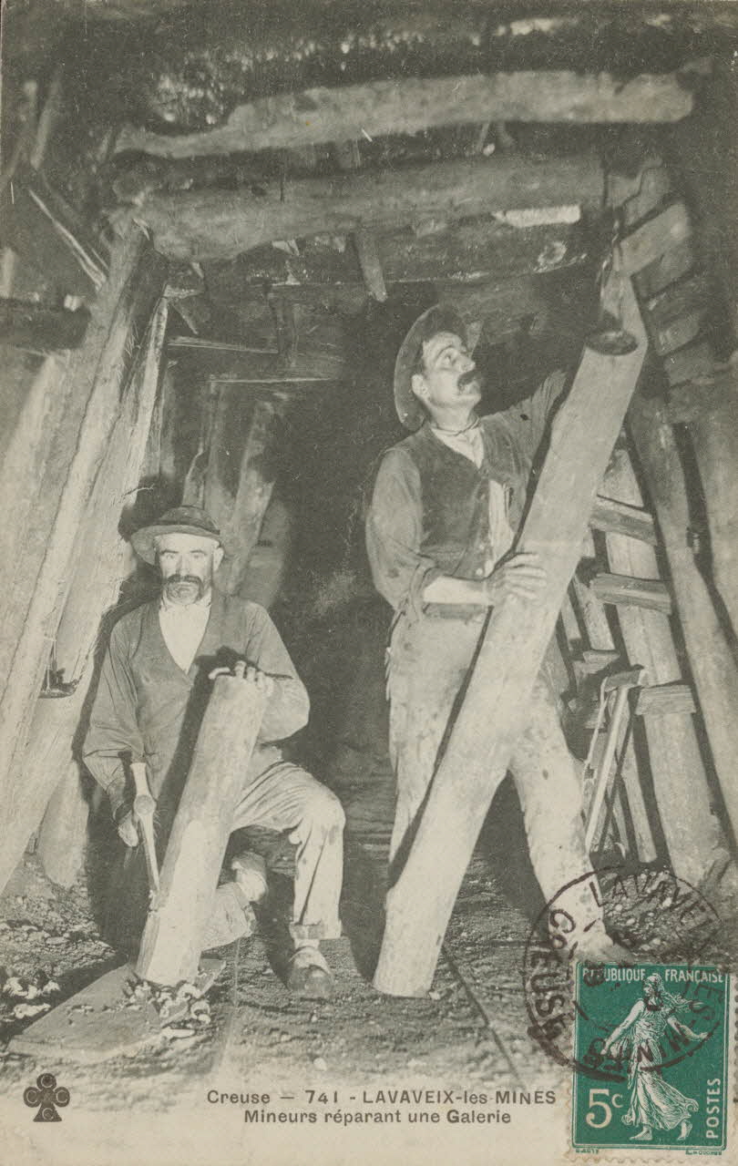 carte postale MINEUR REPARANT UNE GALERIE Creuse 1909 015108 Photo