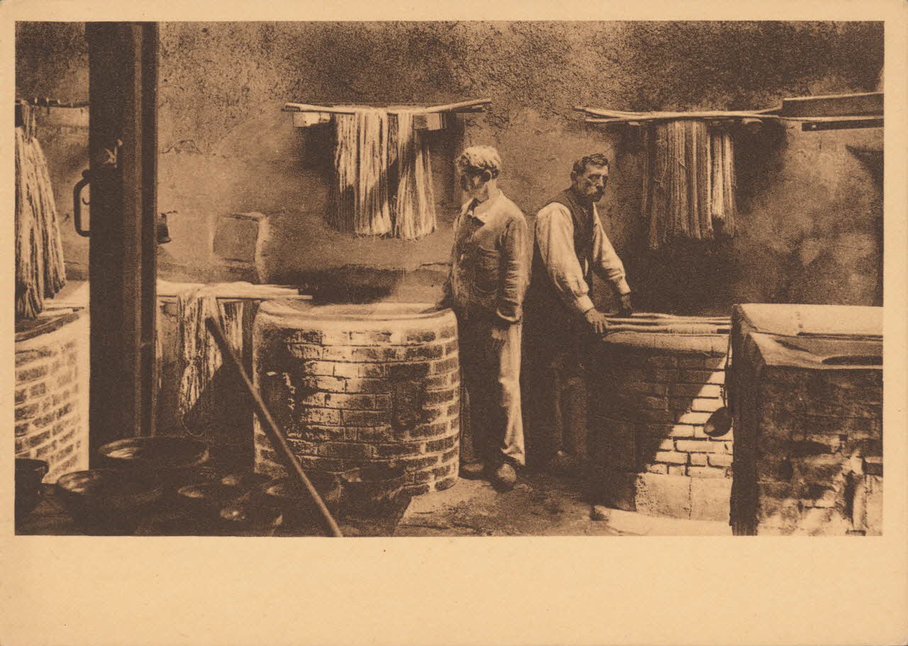 carte postale UN VIEL ATELIER Creuse 1920-1950 015115 Photo