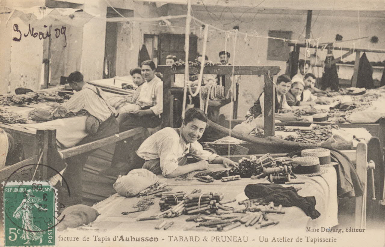 carte postale UN ATELIER DE TAPISSERIE Creuse 1909 015130 Photo