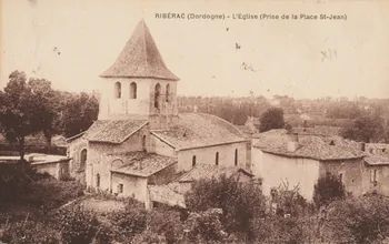 carte postale L'EGLISE (PRISE DE LA PLACE SAINT-JEAN) Dordogne 1903-1920 015261 Photo