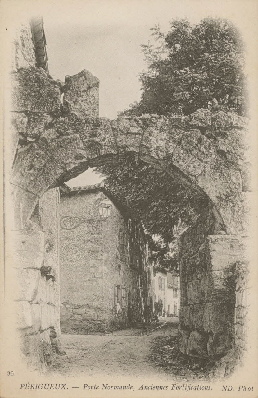 carte postale PORTE NORMANDE, FORTIFICATIONS Dordogne 1903 015313 Photo