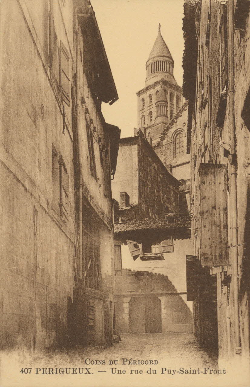 carte postale UNE RUE DU PUY SAINT FRONT Dordogne 1903-1920 015316 Photo