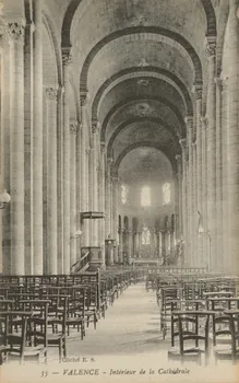 carte postale INTERIEUR DE LA CATHEDRALE Drôme 1924 015993 Photo