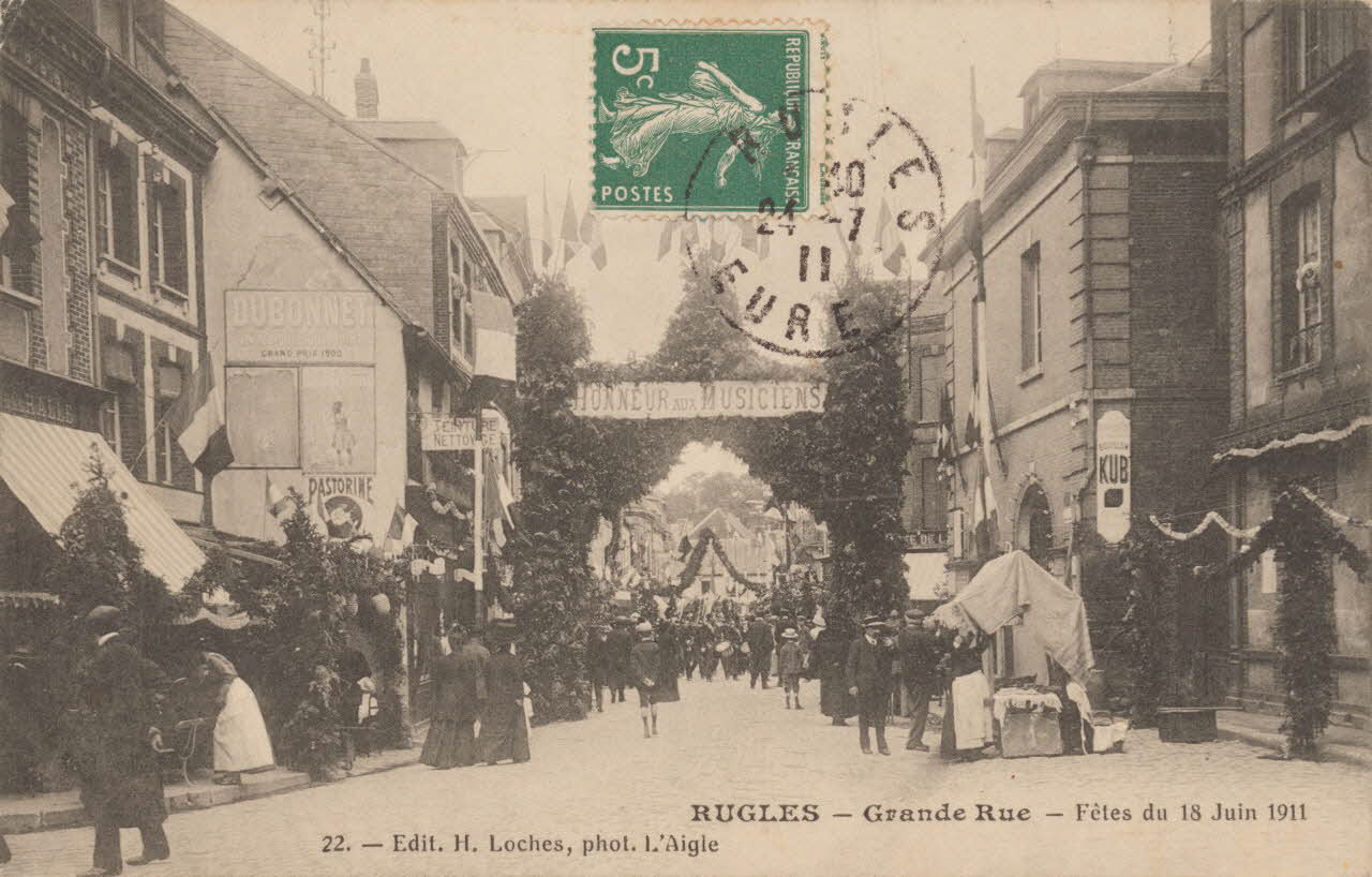 carte postale FETES DU 18 JUIN 1911, GRANDE RUE Eure 1911 016473  Photo