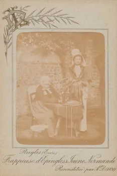 carte postale FRAPPEUSE D'EPINGLES Eure 1897 016533 Photo
