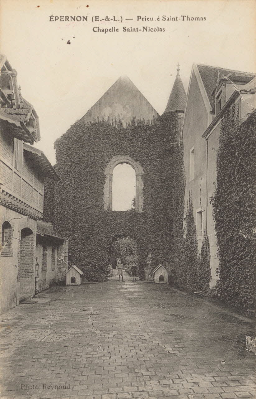 carte postale PRIEURE SAINT-THOMAS ; CHAPELLE SAINT-NICOLAS Eure-et-Loir 1903-1920 016919 Photo