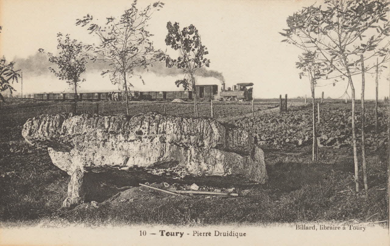 carte postale PIERRE DRUIDIQUE Eure-et-Loir 1903-1920 016949  Photo