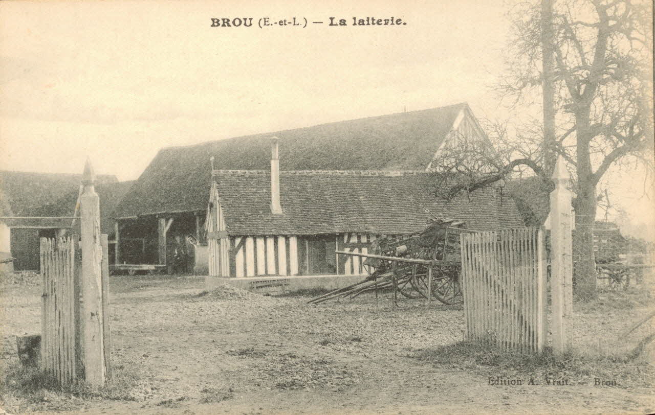 carte postale BROU-LA LAITERIE Eure-et-Loir 1903-1950 017327 Photo