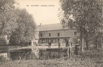 carte postale CLOYES MOULIN D'YRON Eure-et-Loir 1903-1950 017381 Photo