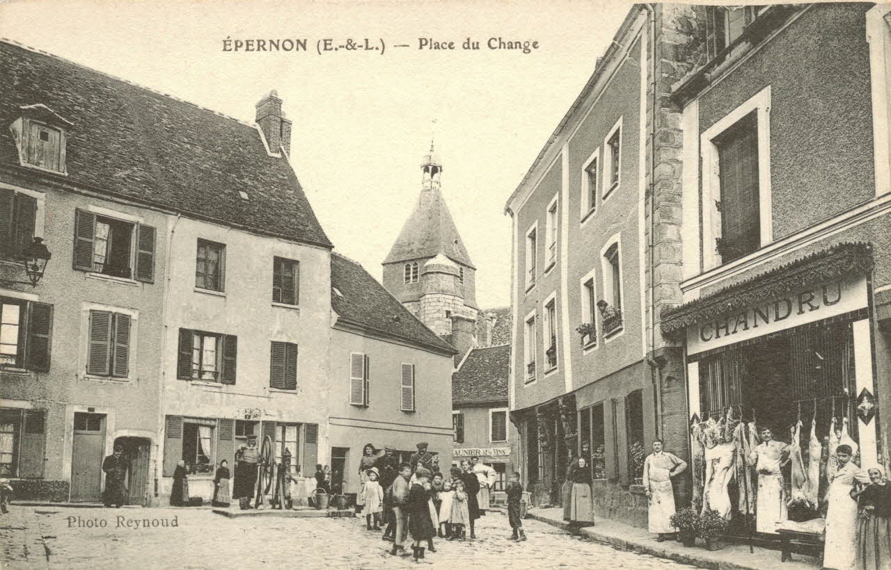 carte postale PLACE DU CHANGE Eure-et-Loir 1903-1920 017459 Photo