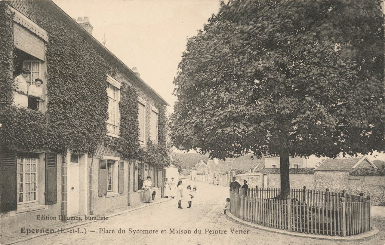 carte postale PLACE DU SYCOMORE, MAISON DE VETTER Eure-et-Loir 1903-1920 017463 Photo