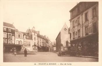 carte postale RUE DE SULLY Eure-et-Loir 1942 017482A Photo