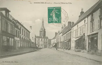 carte postale PLACE DE L'HOTEL DE VILLE Eure-et-Loir 1907 017487 Photo