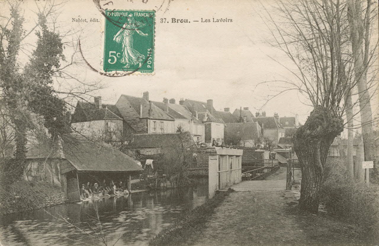 carte postale LES LAVOIRS Eure-et-Loir 1909 017539 Photo