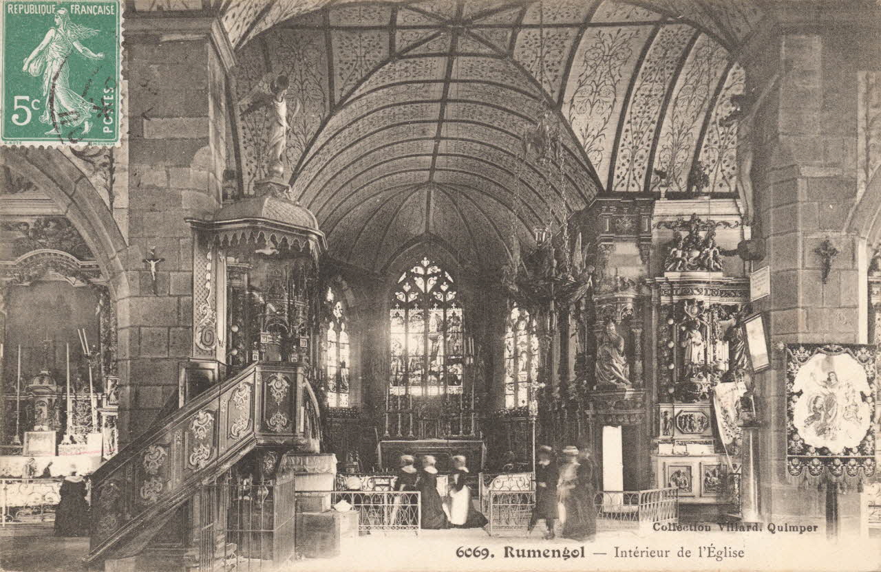 carte postale INTERIEUR DE L'EGLISE Finistère 1908 017925 Photo