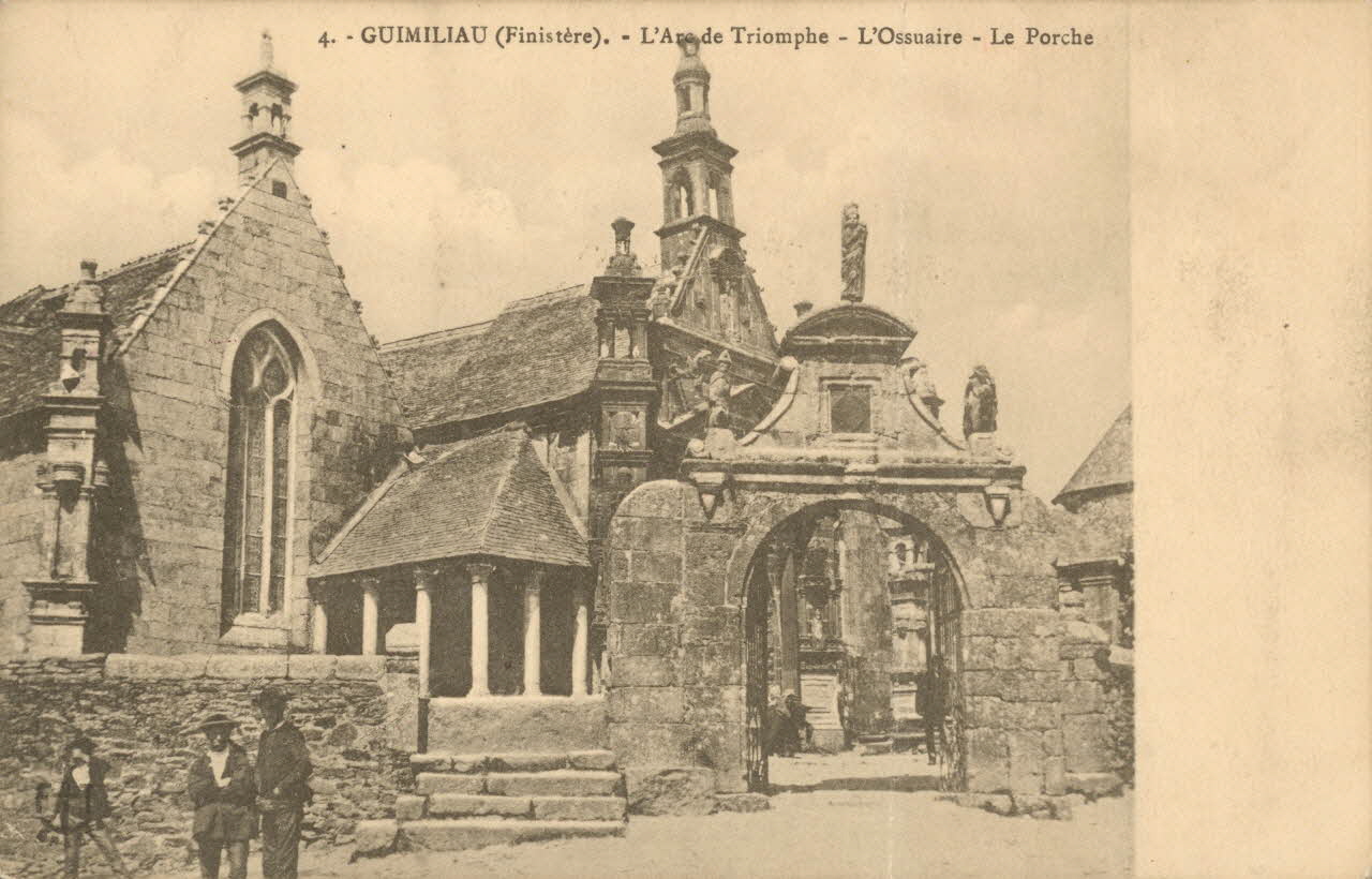 carte postale L'ARC DE TRIOMPHE ; L'OSSUAIRE ; LE PORCHE Finistère 1903-1920 017977 Photo