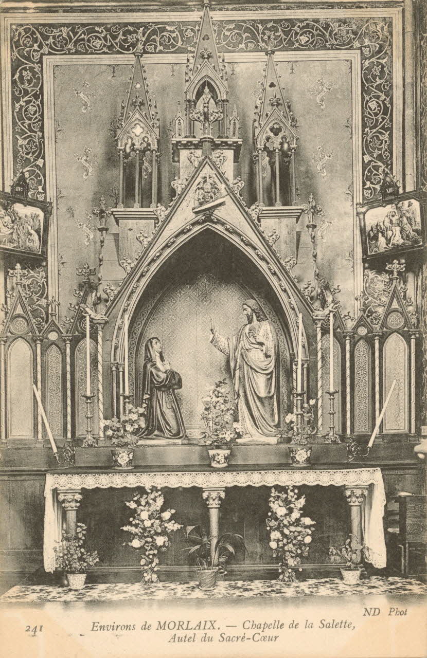 carte postale CHAPELLE DE LA SALETTE, AUTEL DU SACRE-COEUR Finistère 1903-1920 018121 Photo