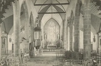 carte postale INTERIEUR DE L'EGLISE Finistère 1903-1920 018177 Photo