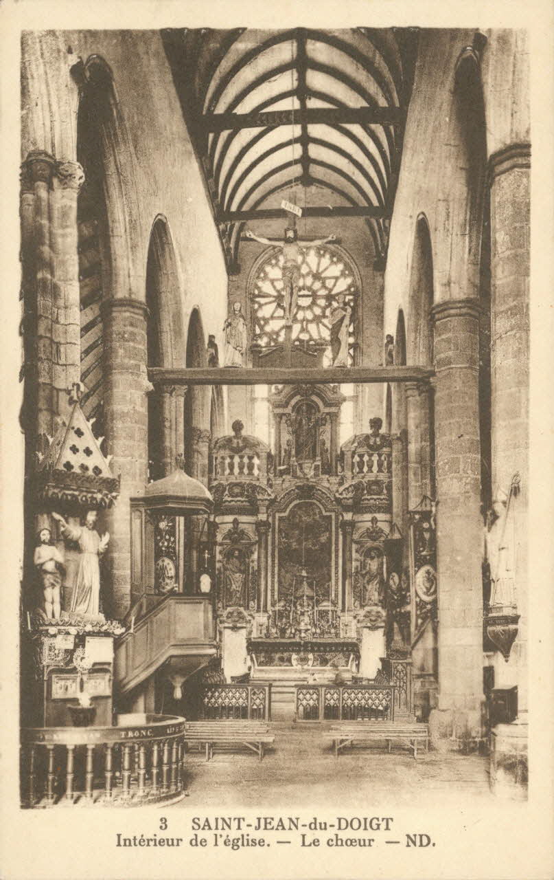 carte postale INTERIEUR DE L'EGLISE. ; LE CHOEUR Finistère 1921-1950 018321 Photo
