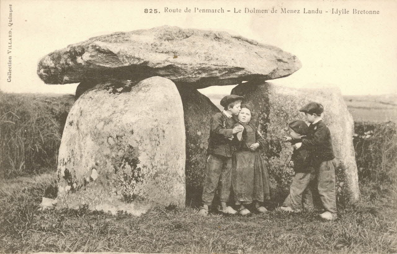 carte postale ROUTE DE PENMARCH. DOLMEN MENEZ LANDU. YDILLE Finistère 1903-1920 018415 Photo