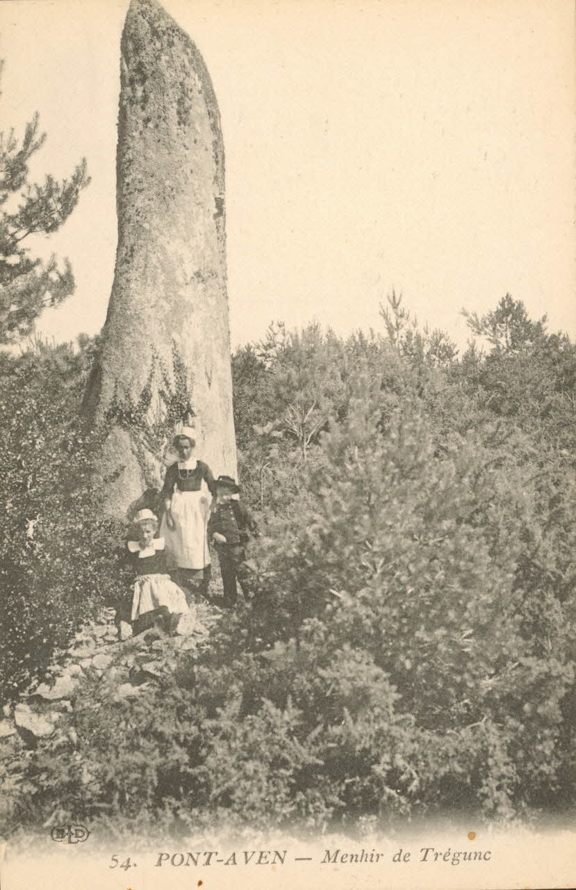 carte postale MENHIR DE TREGUNC Finistère 1903-1920 018430 Photo