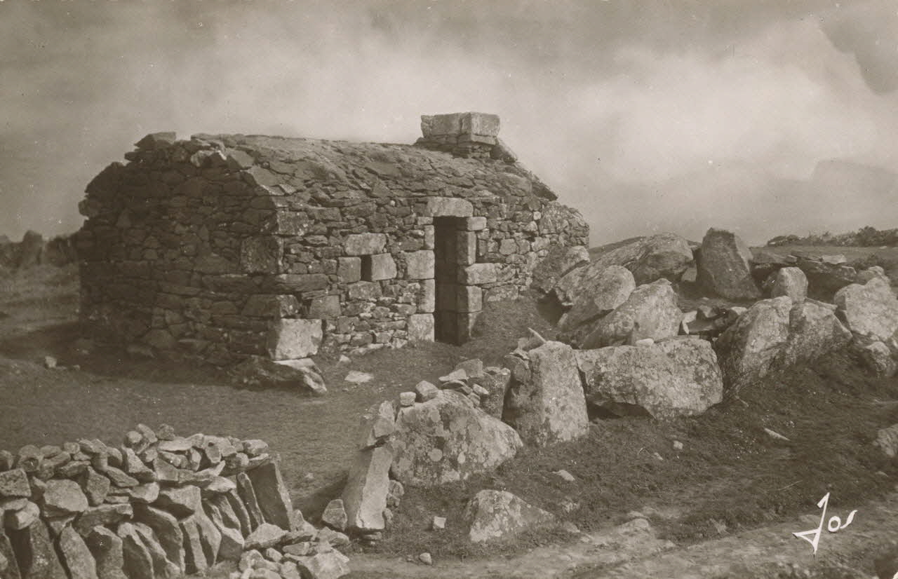 carte postale BRETAGNE-FOUR A PAIN 1950 018568 Photo