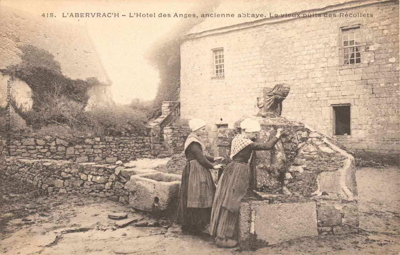 carte postale ABERVRAC'H-VIEUX PUITS Finistère 1903 018589 Photo