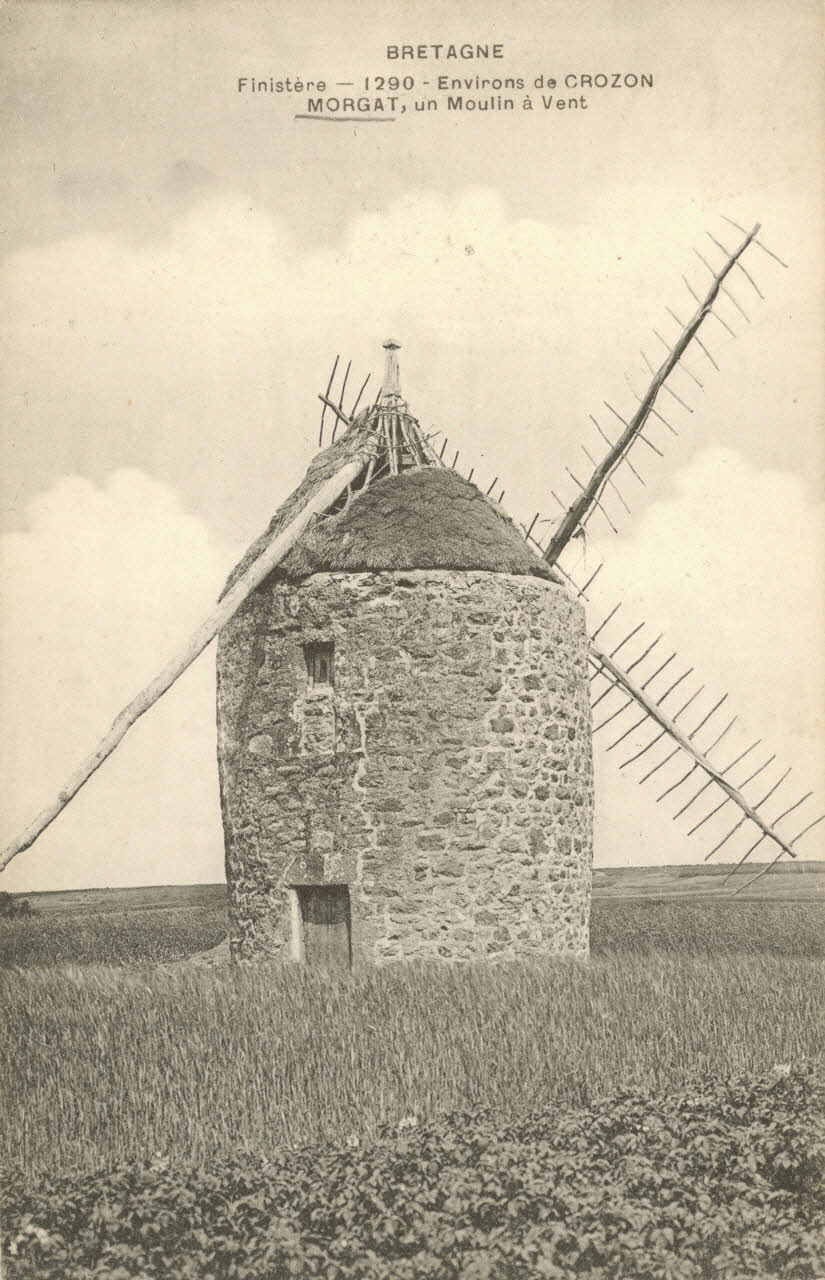 carte postale MORGAT-UN MOULIN A VENT Finistère 1903-1950 018614 Photo