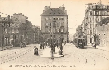 carte postale LA PLACE DES PORTES Finistère 1903-1920 018683  Photo