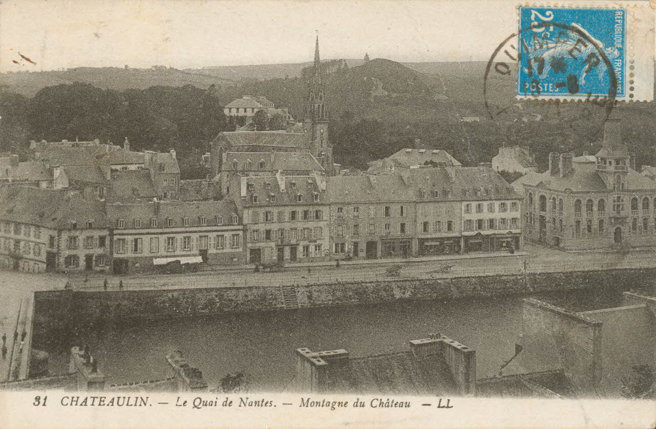 carte postale QUAI DE NANTES, MONTAGNE DU CHATEAU Finistère 1921 018711 Photo