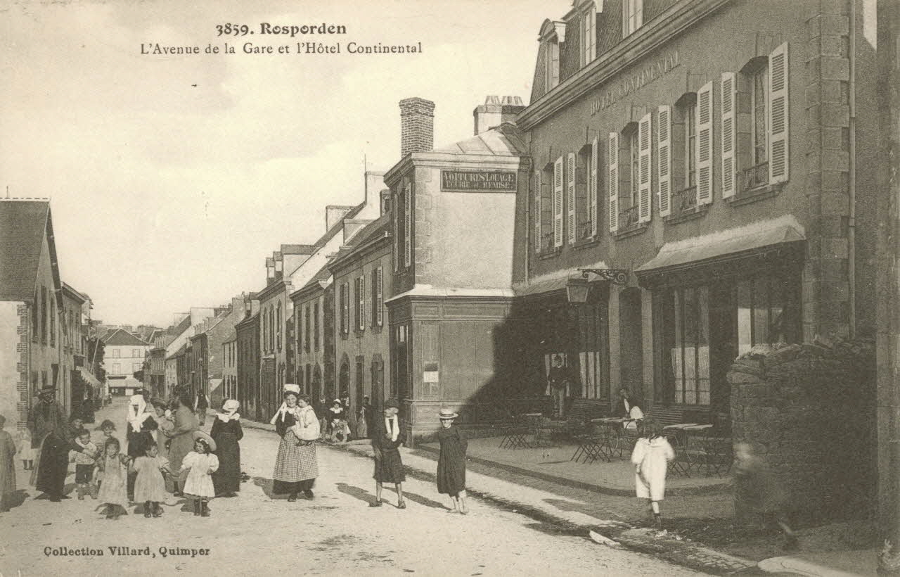 carte postale HOTEL CONTINENTAL, AVE DE LA GARE Finistère 1903-1920 018900 Photo
